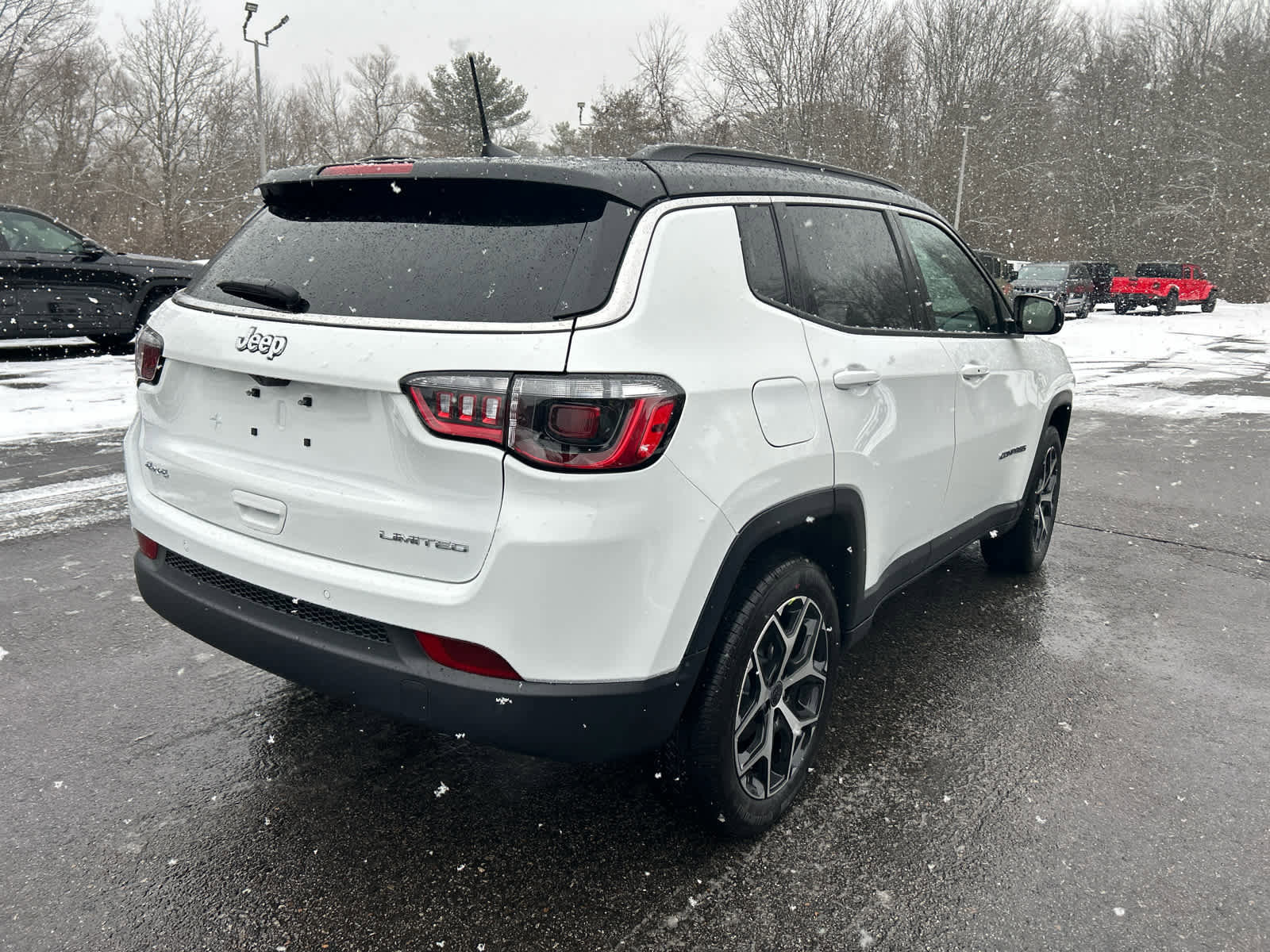 New 2026 Jeep Compass Limited w/ Sun, Sound & Navigation Group image 5