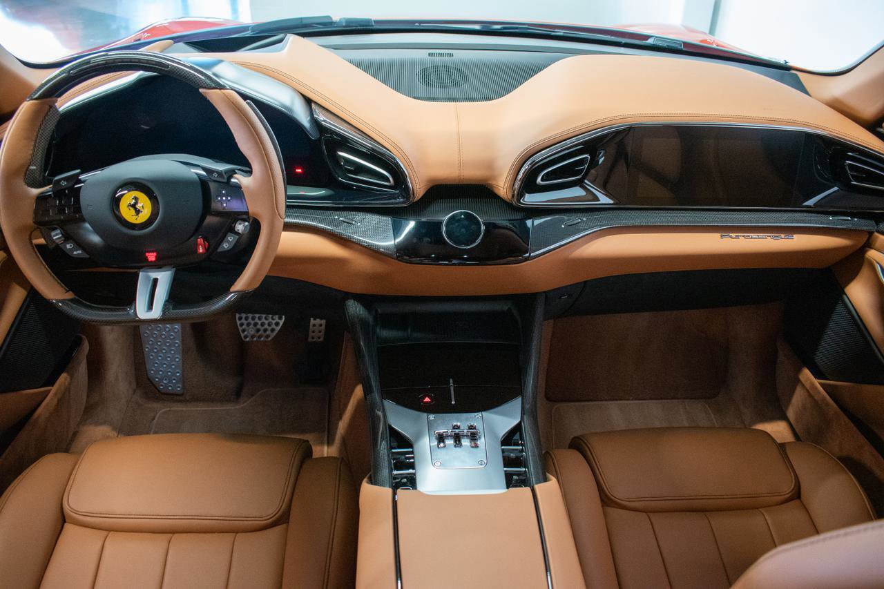 Used 2025 Ferrari Purosangue AWD/4WD image 8