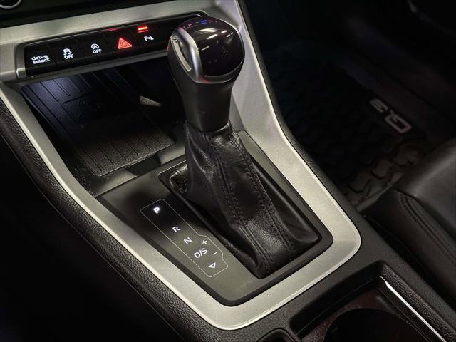 Used 2024 Audi Q3 2.0T Premium image 31