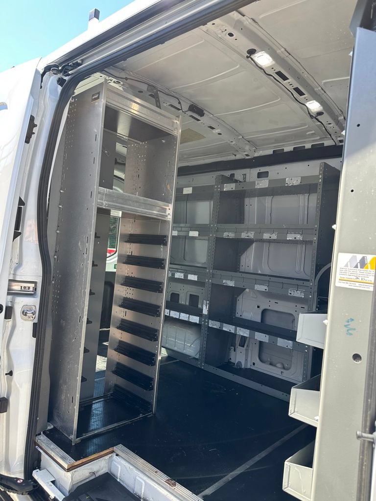 Used 2023 Ford E-Transit Medium Roof RWD image 25