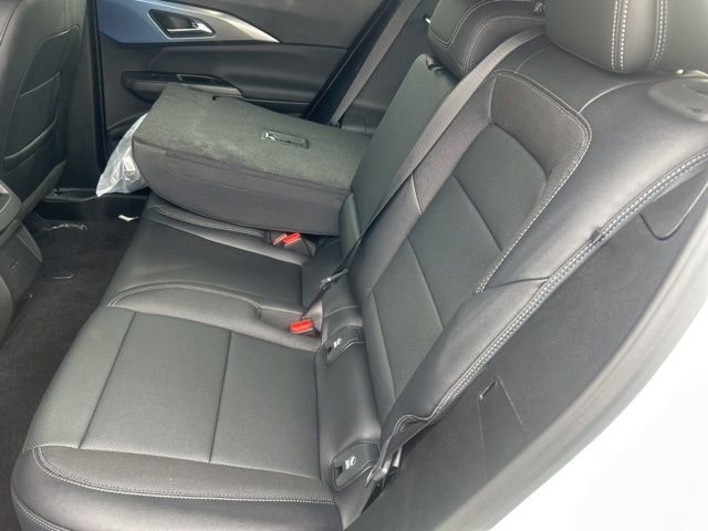 New 2026 Chevrolet Equinox EV LT AWD/4WD image 13