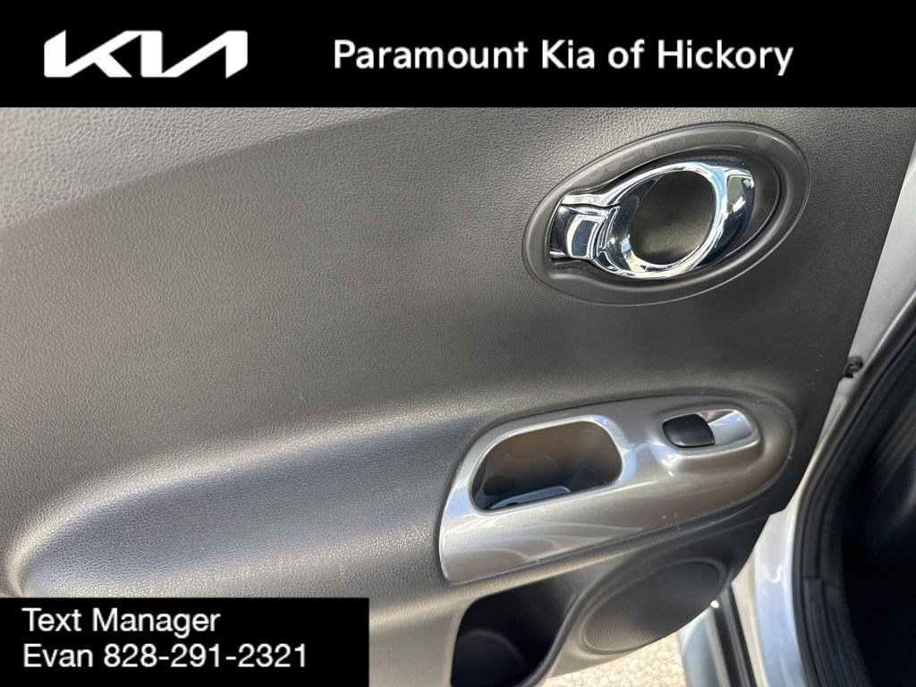 Used 2014 Nissan Juke S image 12