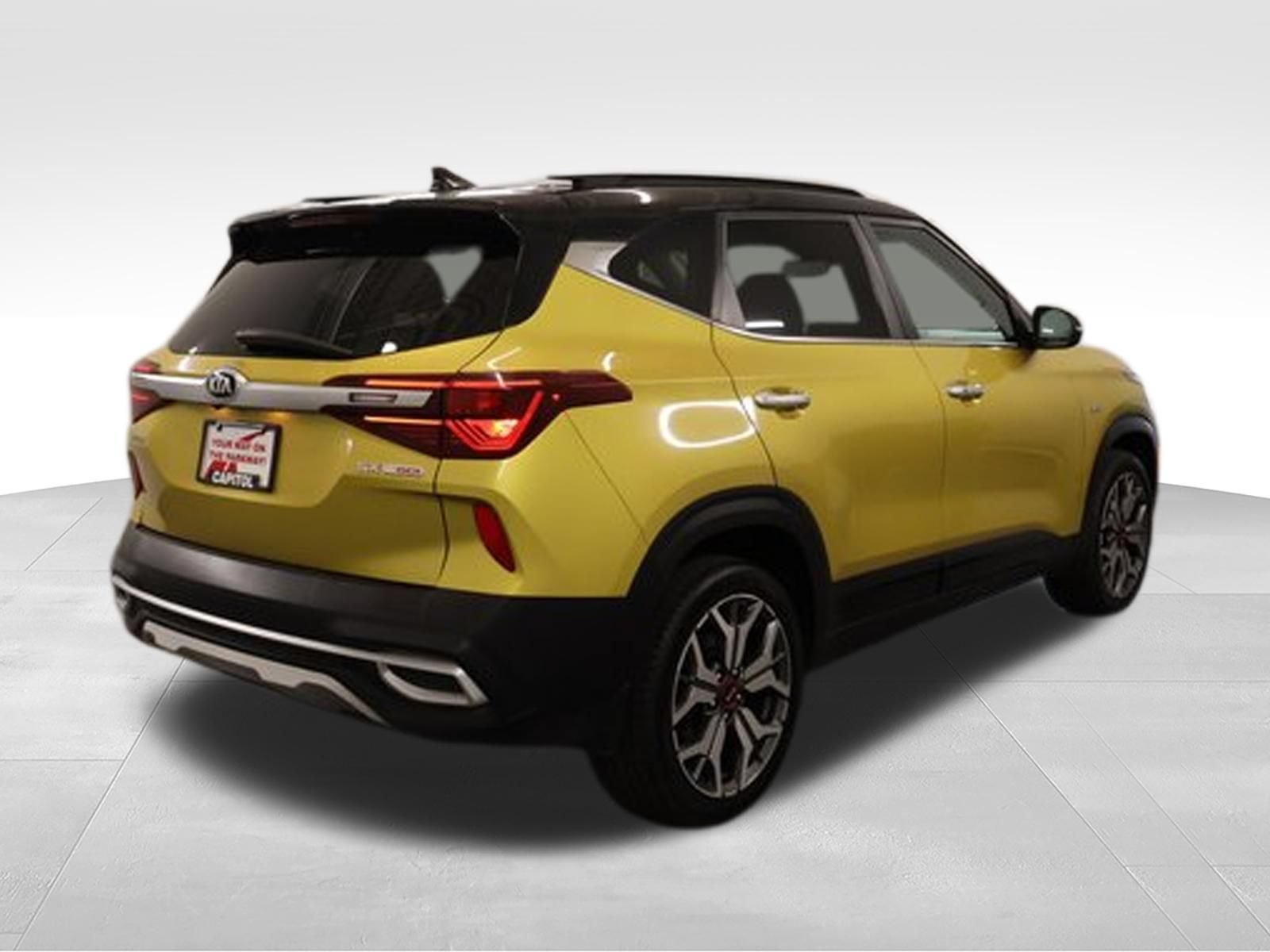 Used 2021 Kia Seltos SX AWD/4WD image 2