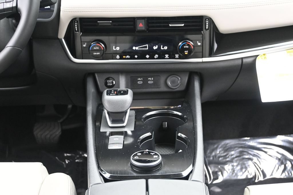 Certified 2025 Nissan Rogue SL AWD/4WD image 30
