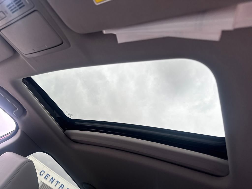 Used 2020 Honda CR-V Touring image 18