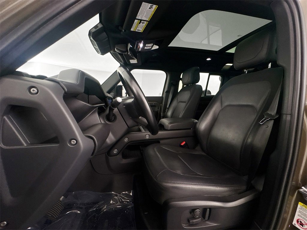 Certified 2023 Land Rover Defender 110 X-Dynamic SE image 20