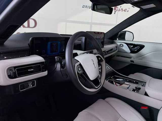 New 2026 Lincoln Aviator Black Label w/ Dynamic Handling Package image 9