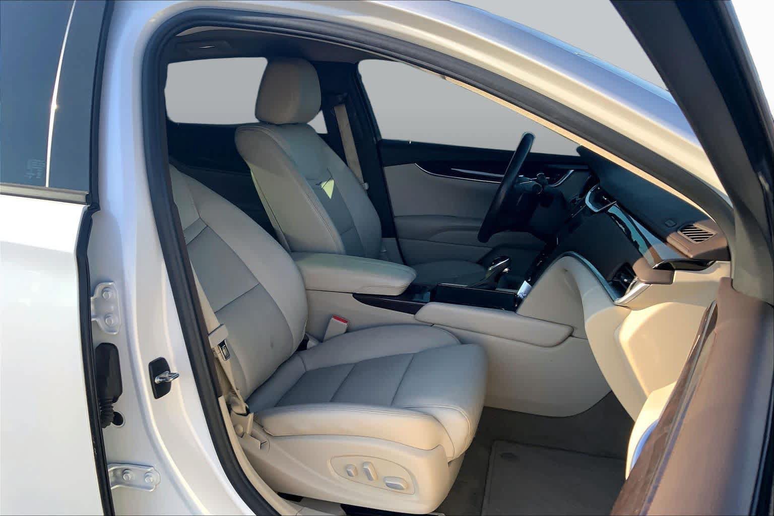 Used 2016 Cadillac XTS Luxury w/ Driver Awareness Package FWD image 8