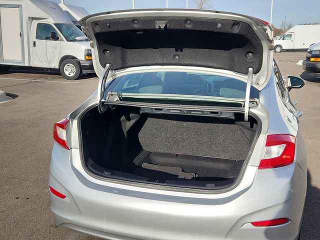 Used 2017 Chevrolet Cruze LS image 30