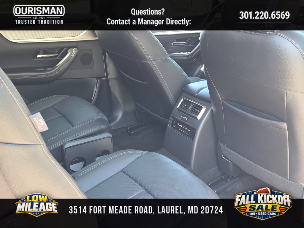 Used 2024 MAZDA CX-90 Plug-In Hybrid w/ Premium Pkg AWD/4WD image 15