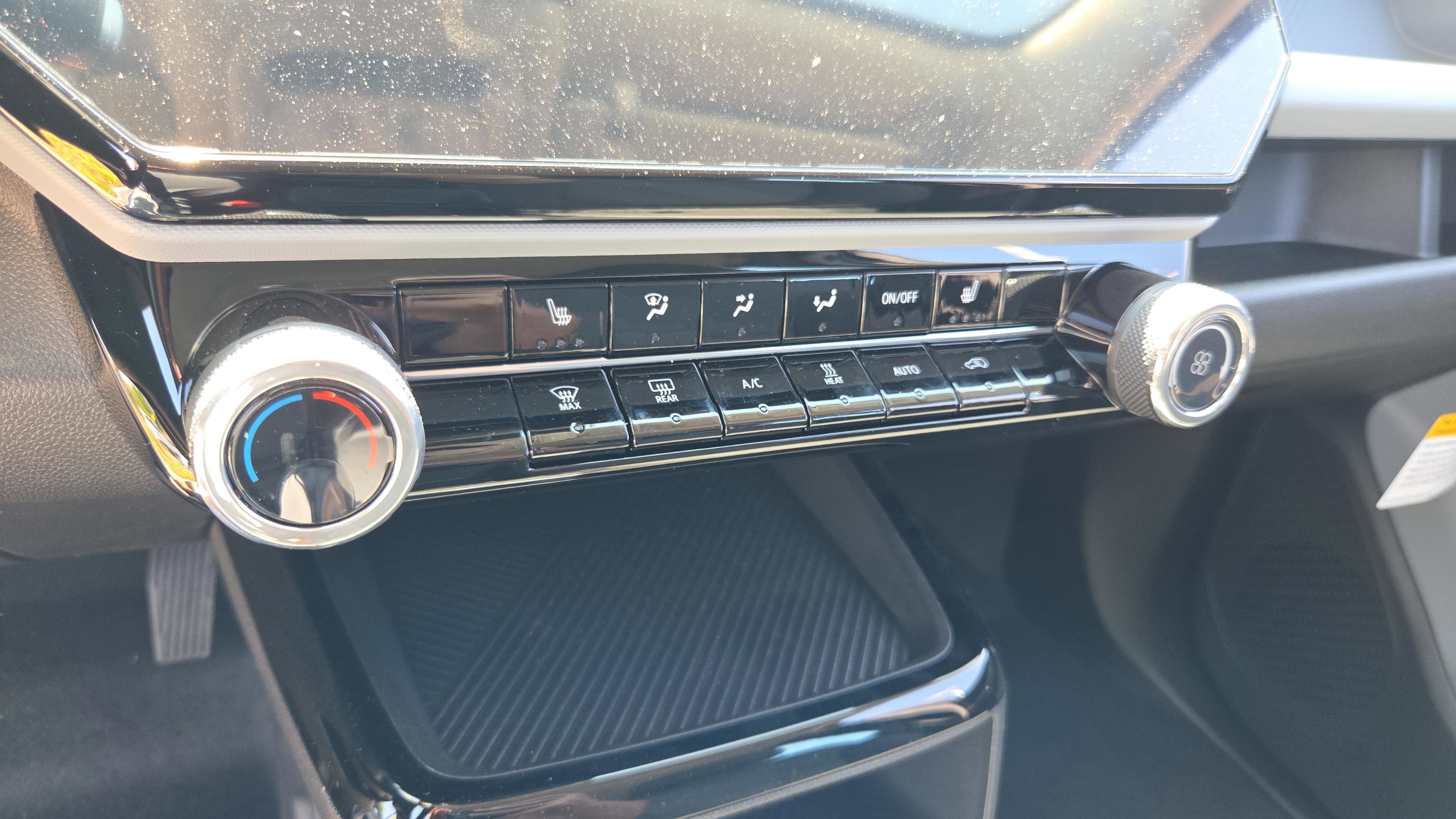 New 2027 Chevrolet Bolt LT w/ Comfort Package image 23