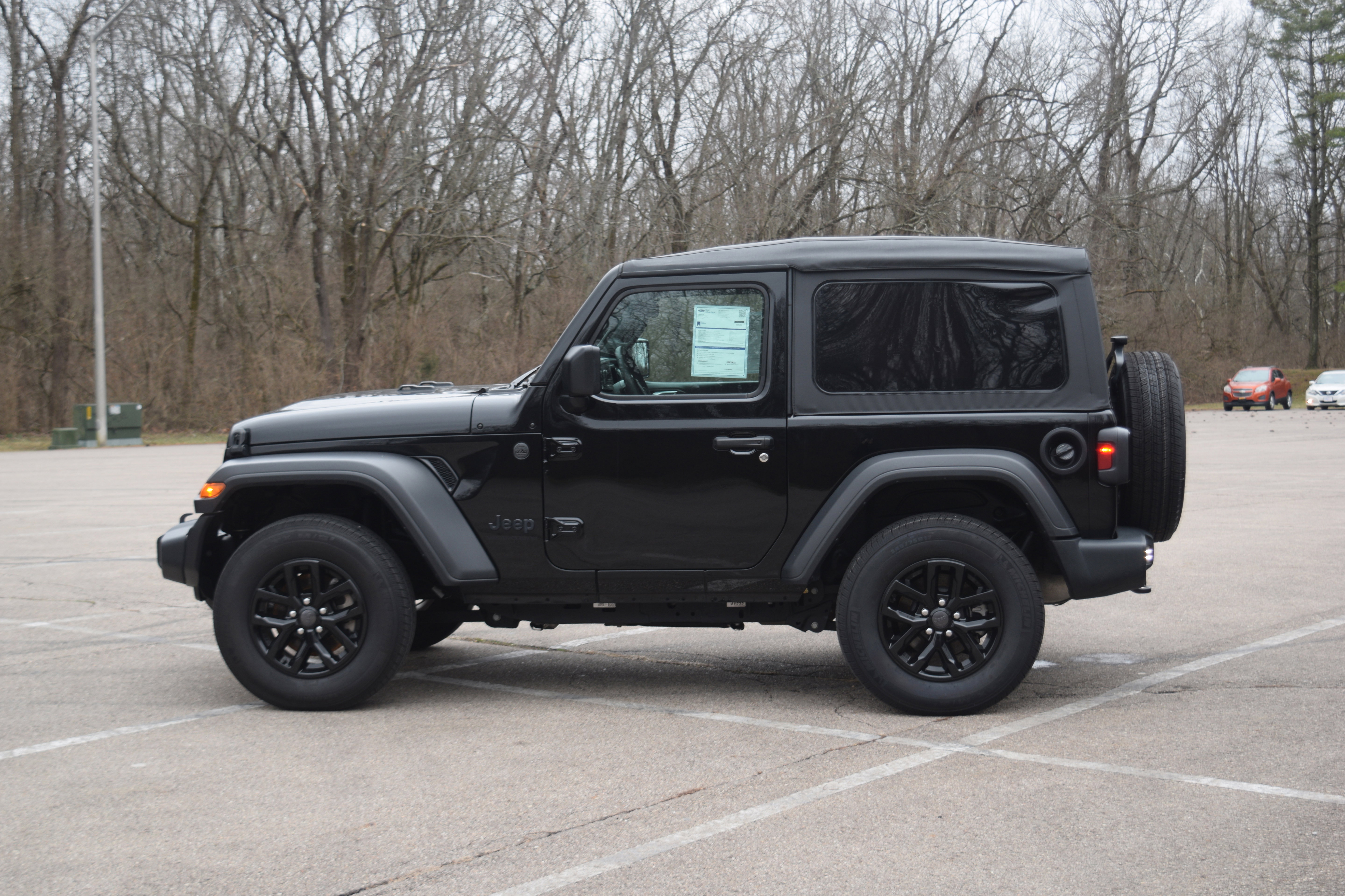 Used 2023 Jeep Wrangler Sport S image 21