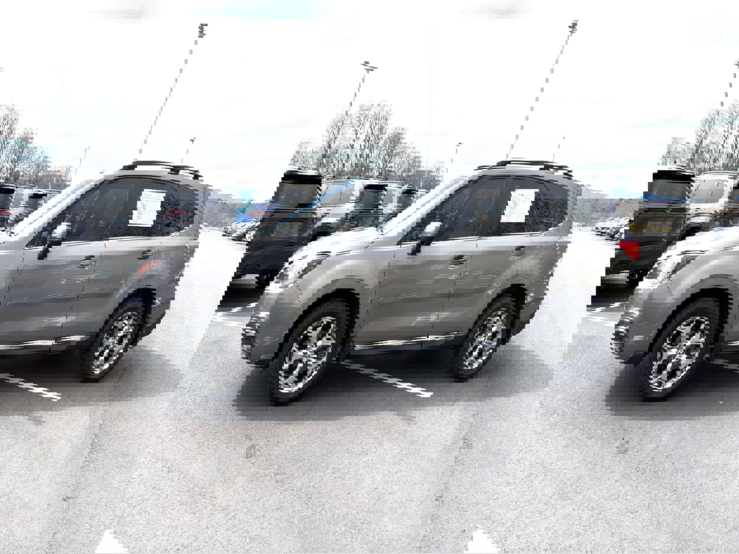 Used 2017 Subaru Forester 2.5i Touring image 4