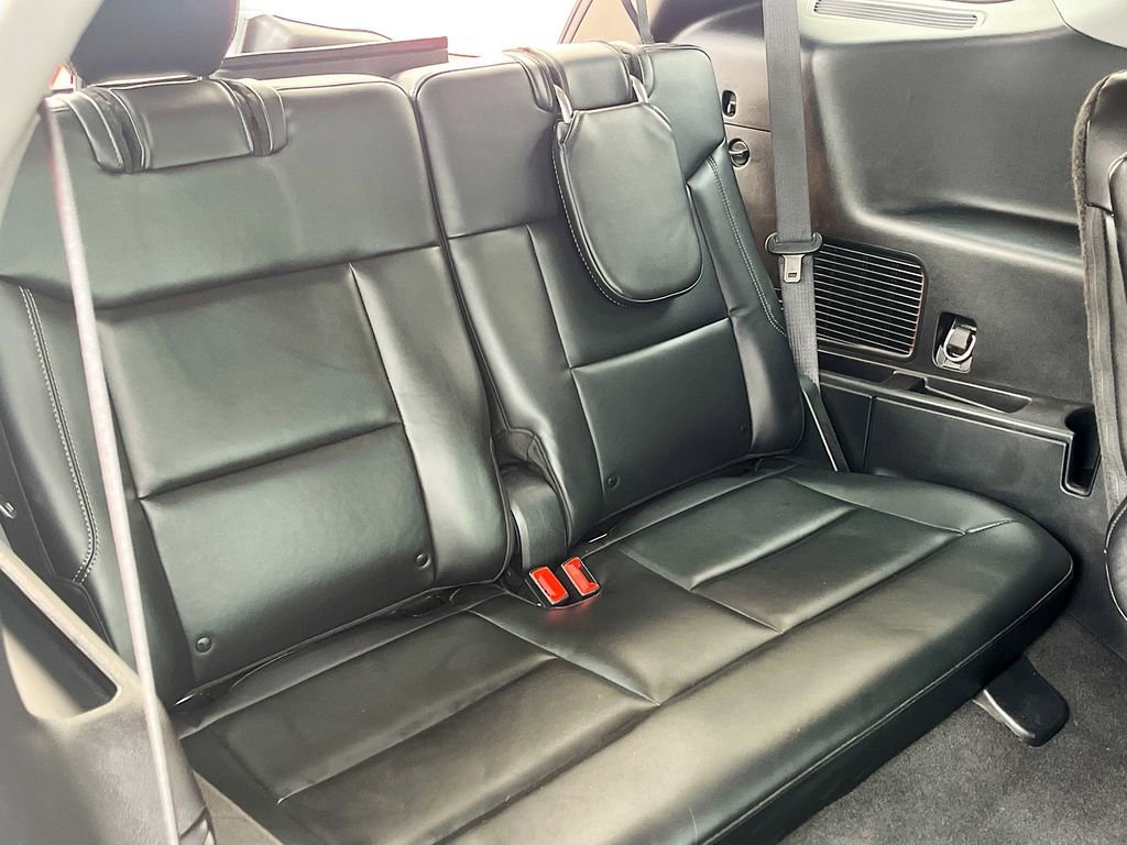 Used 2021 Ford Explorer XLT w/ Equipment Group 202A image 29