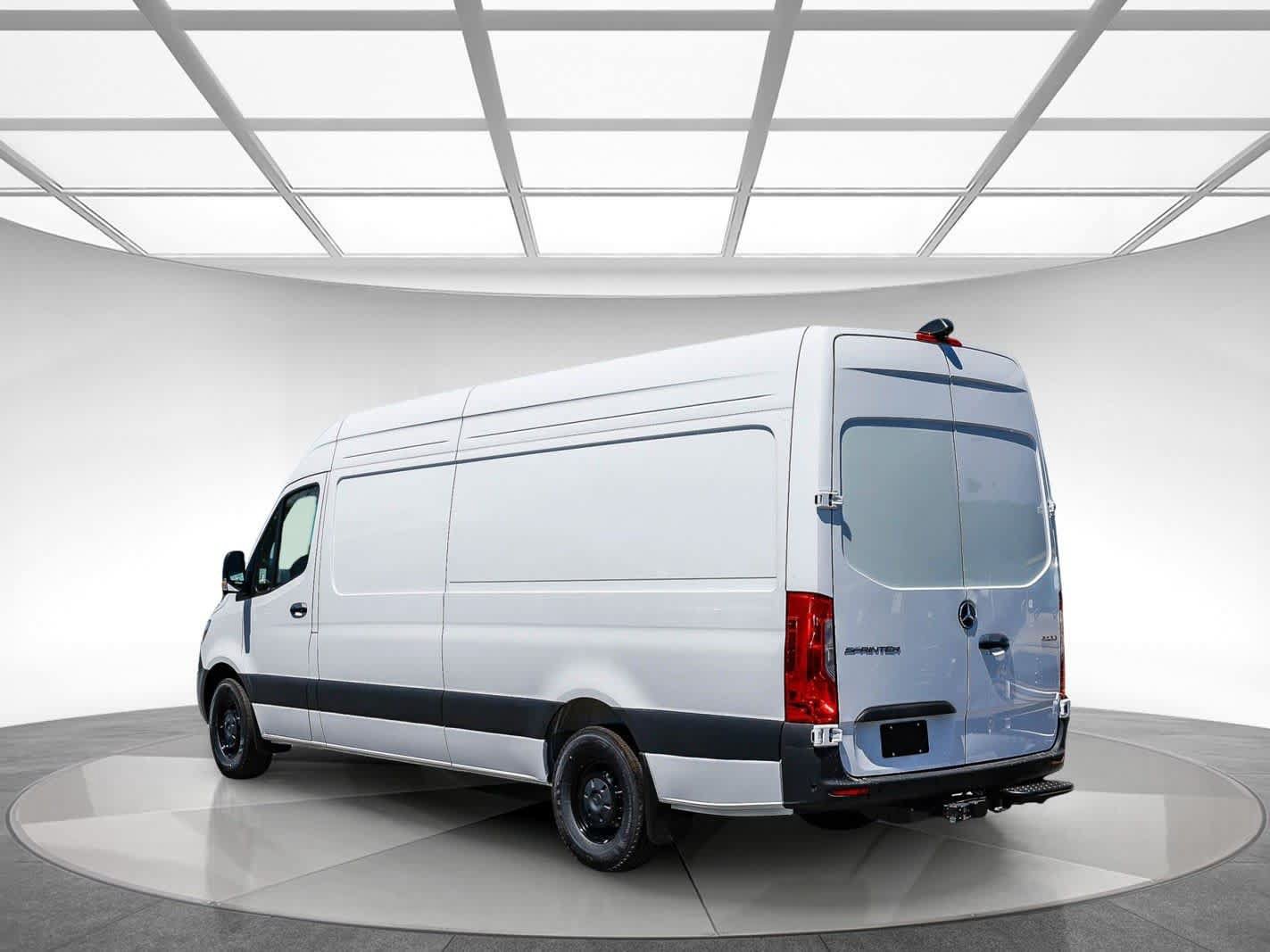 New 2026 Mercedes-Benz Sprinter 2500 image 3