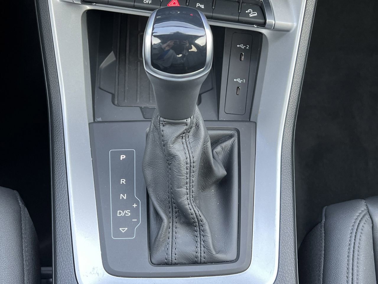 Used 2024 Audi Q3 2.0T Premium image 8