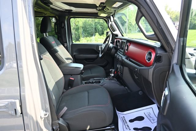 Used 2021 Jeep Gladiator Rubicon w/ Cold Weather Group AWD/4WD image 14