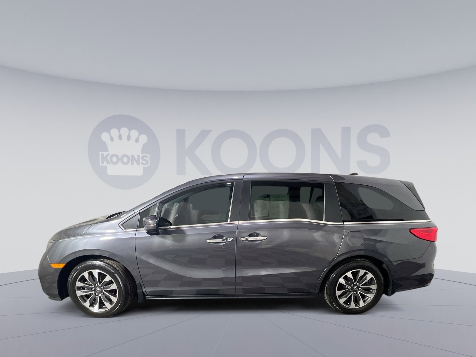Used 2024 Honda Odyssey EX-L image 2