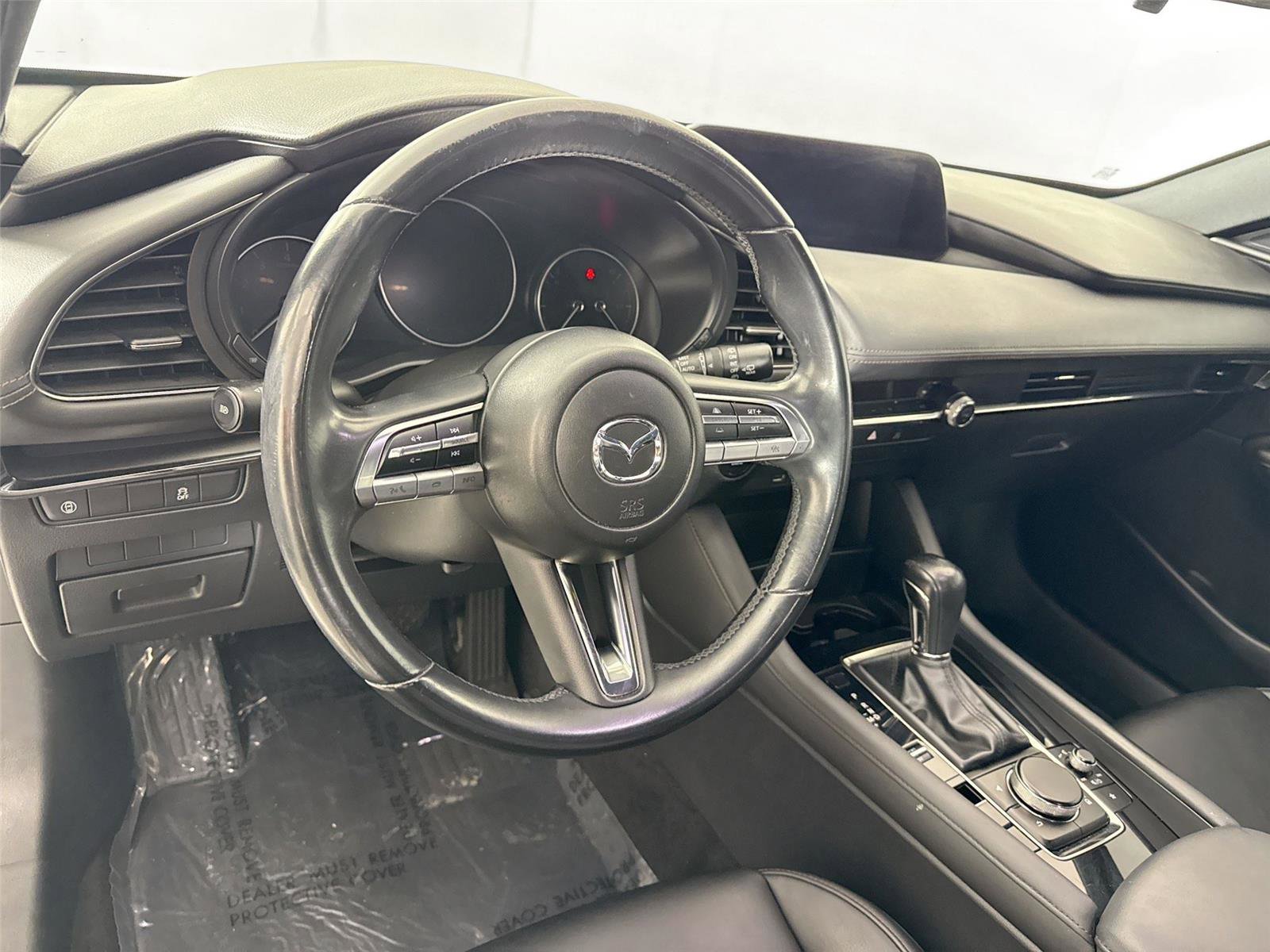 Used 2019 MAZDA MAZDA3 Hatchback image 4