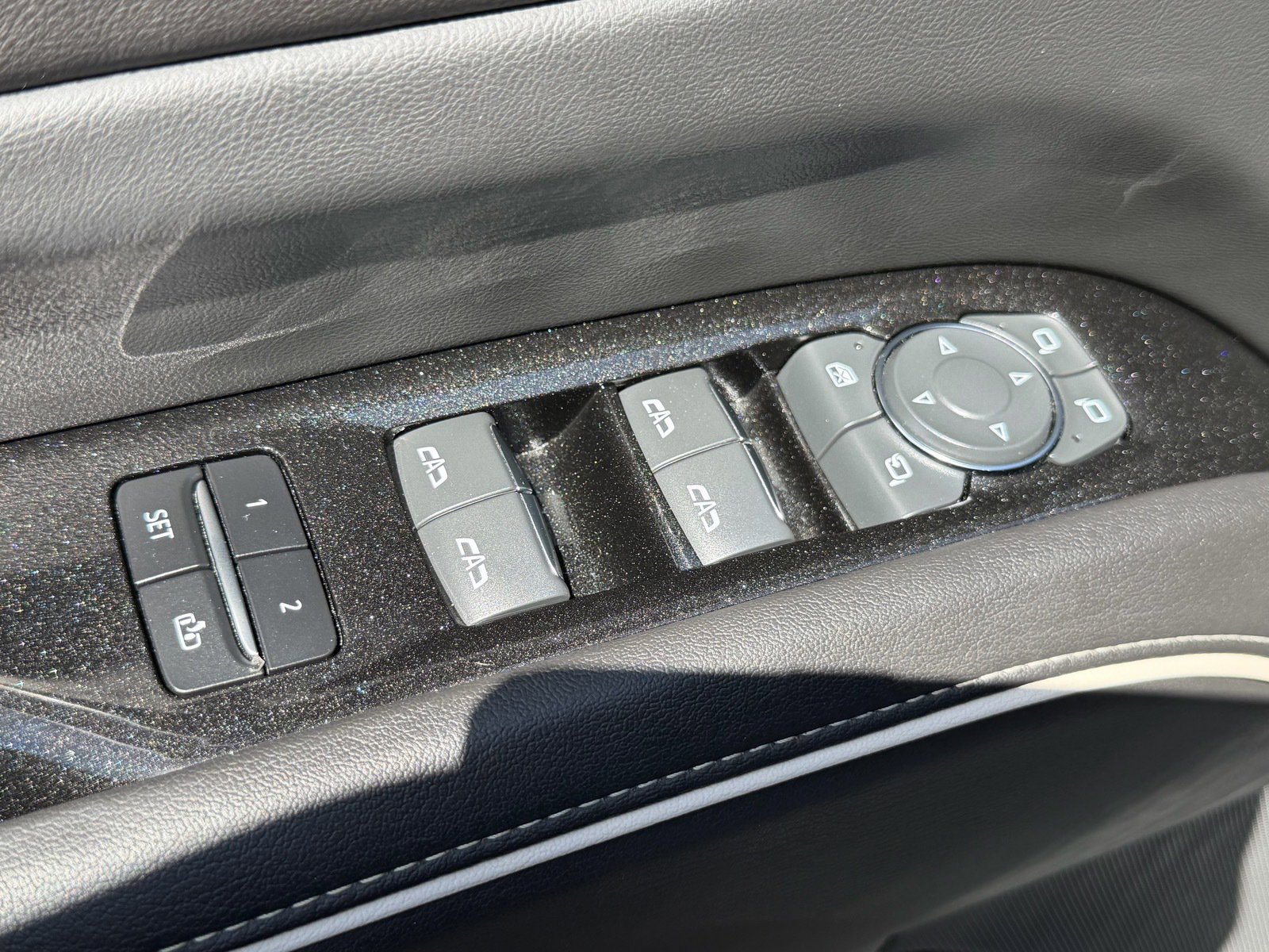 Used 2021 Cadillac Escalade Sport RWD image 16