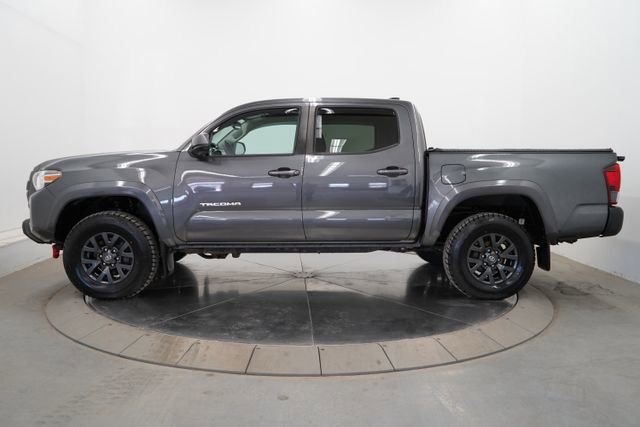 Used 2022 Toyota Tacoma SR5 image 4