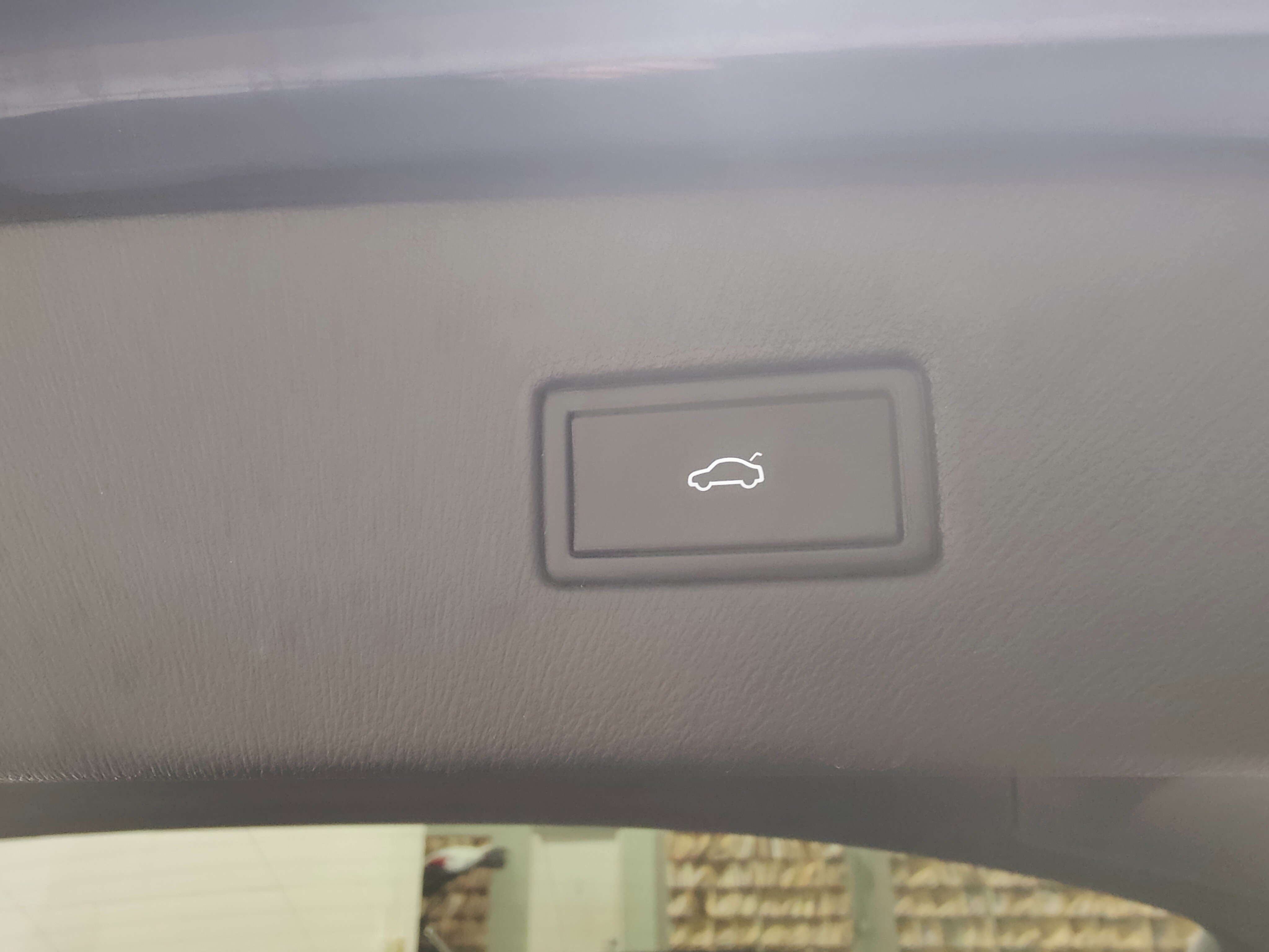 Used 2024 Volkswagen Tiguan SEL R-Line image 20