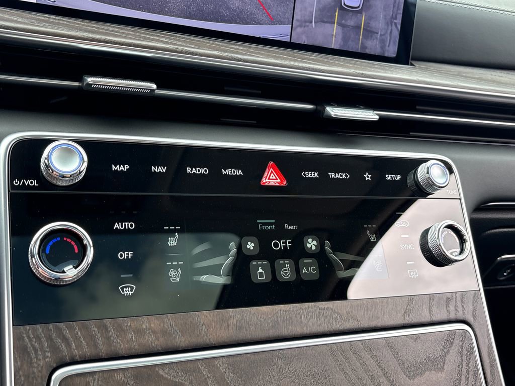 New 2026 Genesis GV80 2.5T Advanced image 18