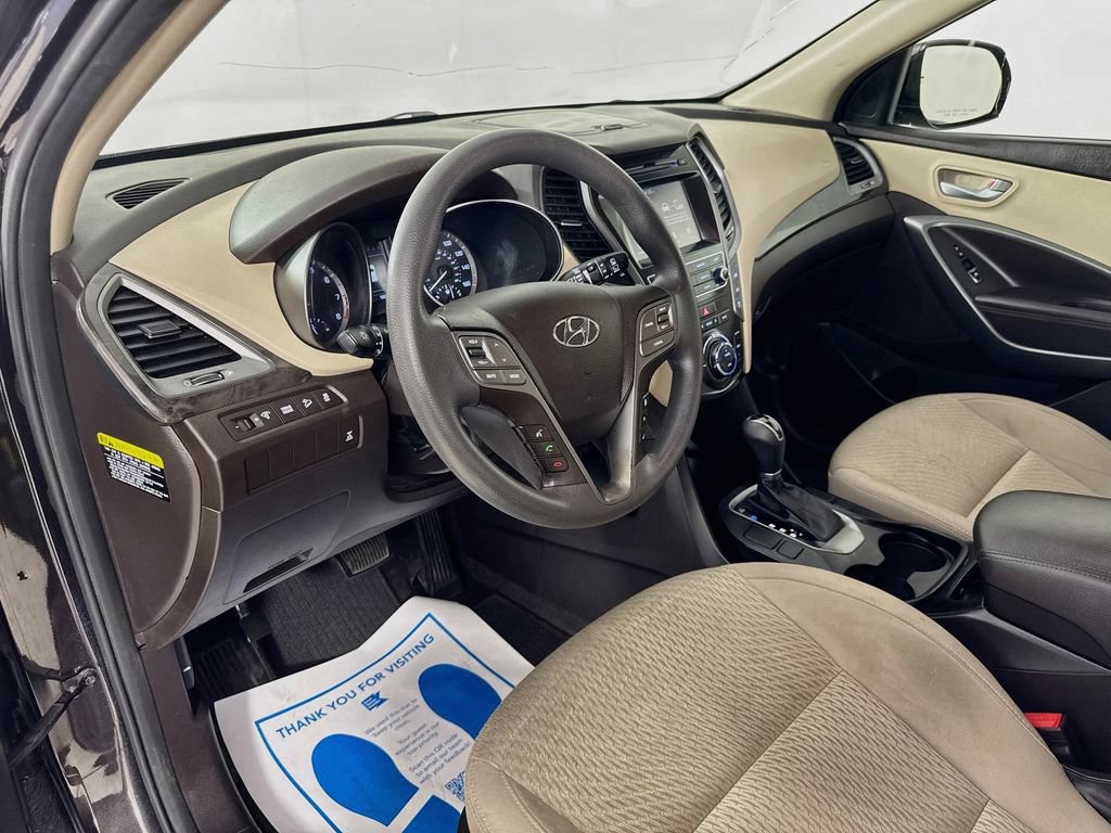 Used 2018 Hyundai Santa Fe SE AWD/4WD image 9