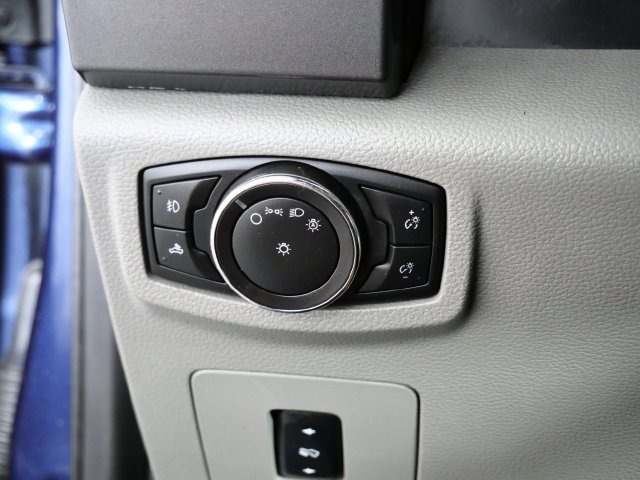 Used 2015 Ford F150 XLT w/ Equipment Group 302A Luxury AWD/4WD image 27