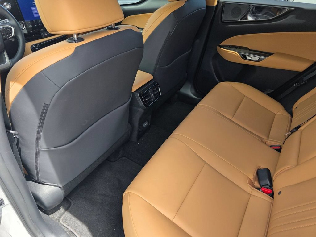 Used 2025 Lexus NX 250 FWD w/ Accessory Package (Z2) image 14