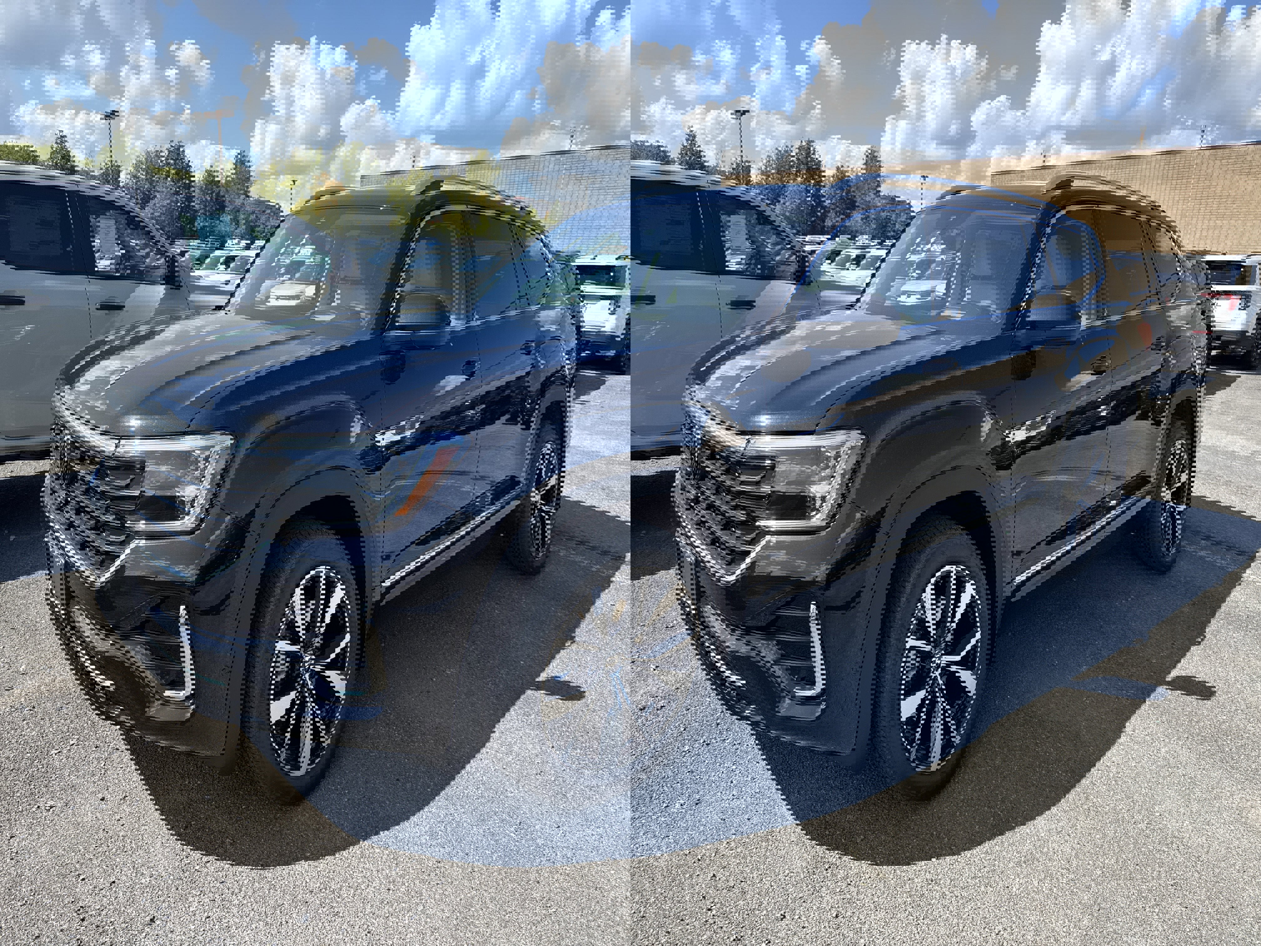 New 2026 Volkswagen Atlas SEL Premium R-Line image 4