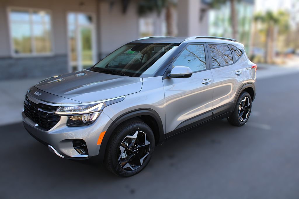 New 2026 Kia Seltos S FWD image 14