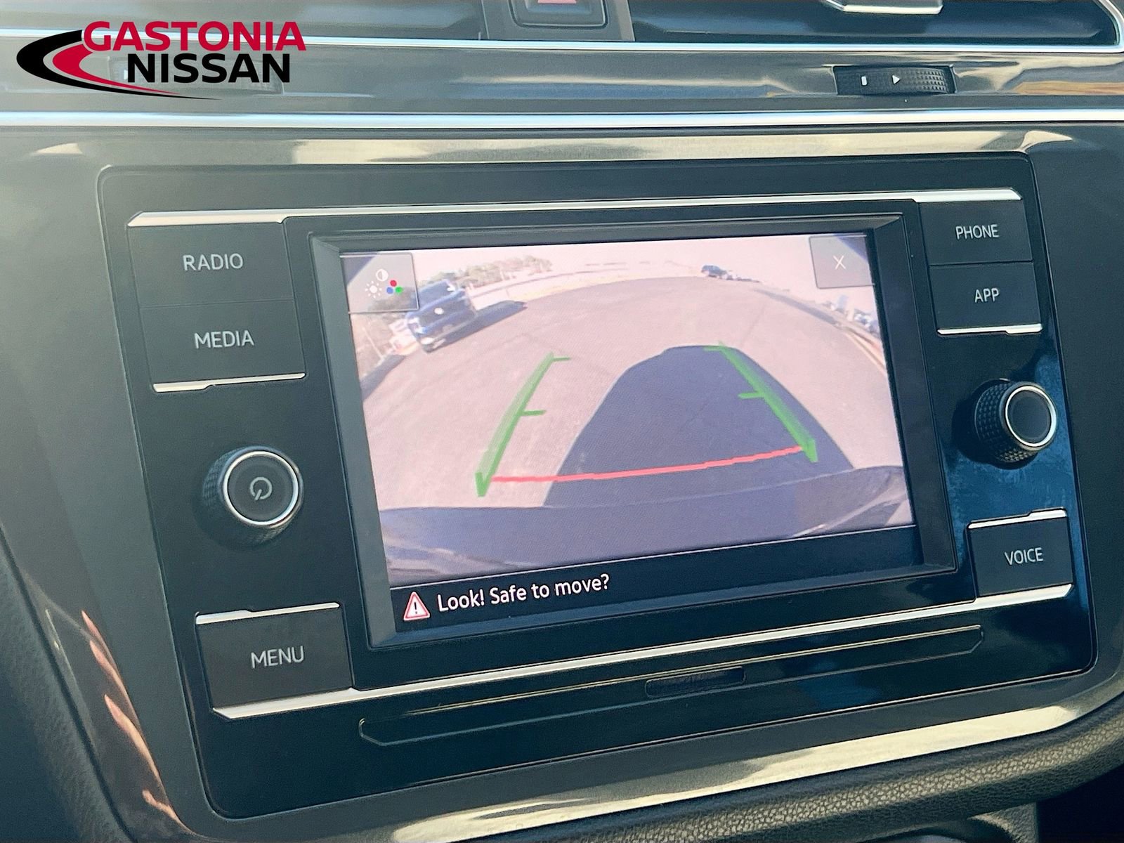 Used 2024 Volkswagen Tiguan S image 17