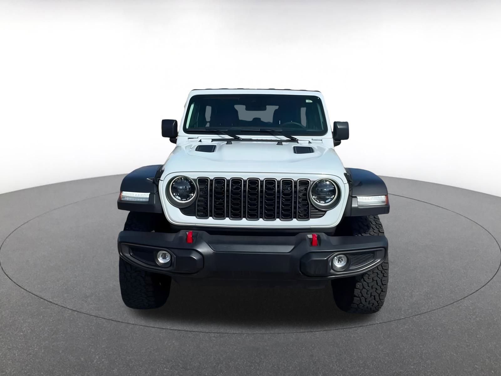 Used 2025 Jeep Wrangler Unlimited Rubicon image 3