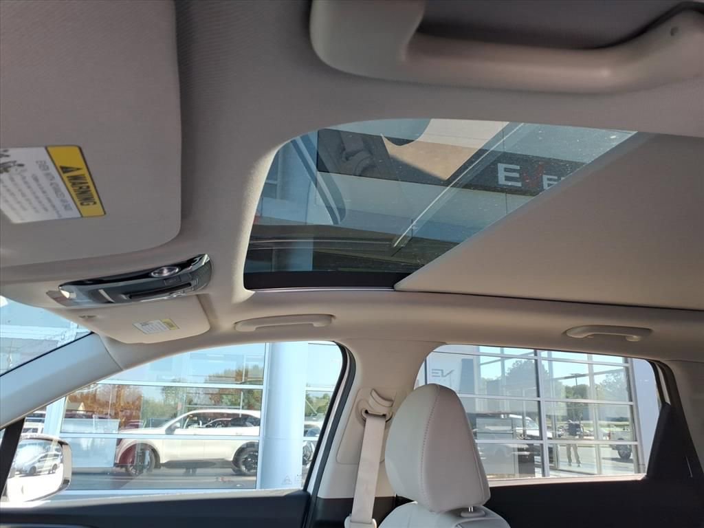 New 2026 Kia Sorento S w/ S Panoramic Sunroof Package FWD image 13