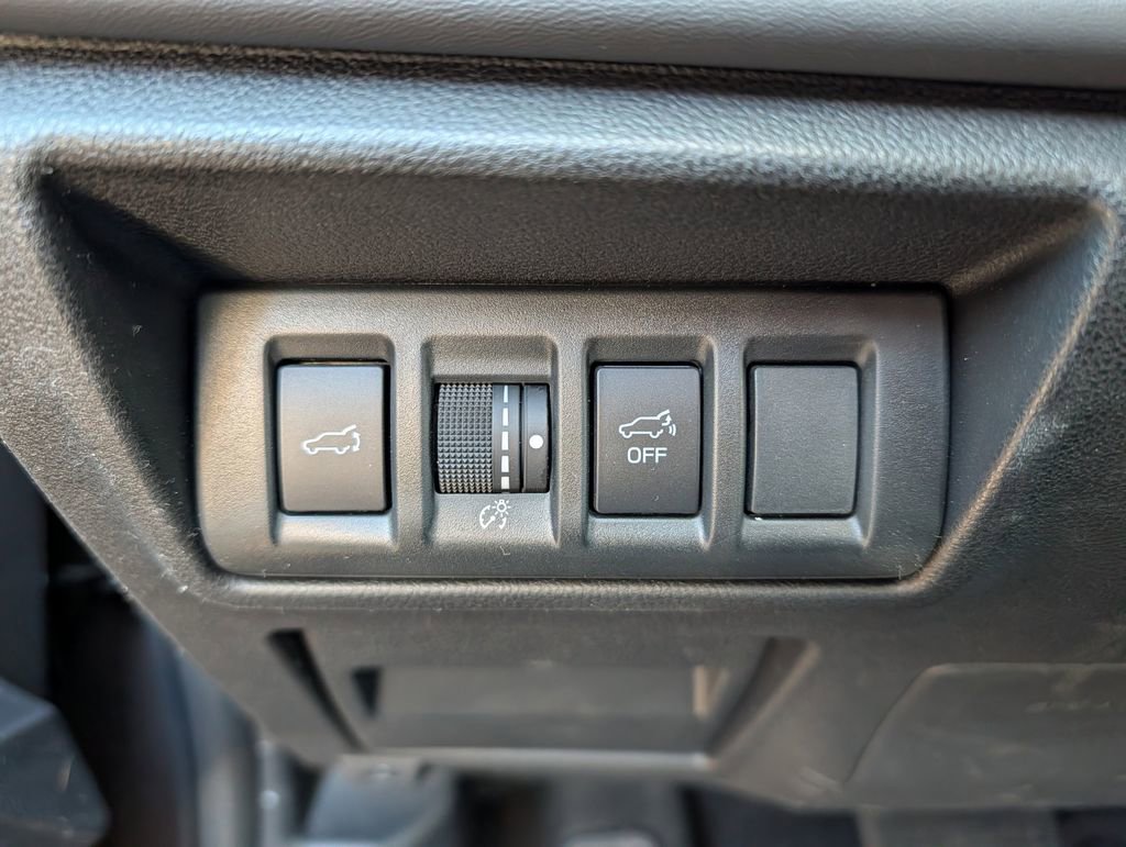 Used 2022 Subaru Outback Limited image 26