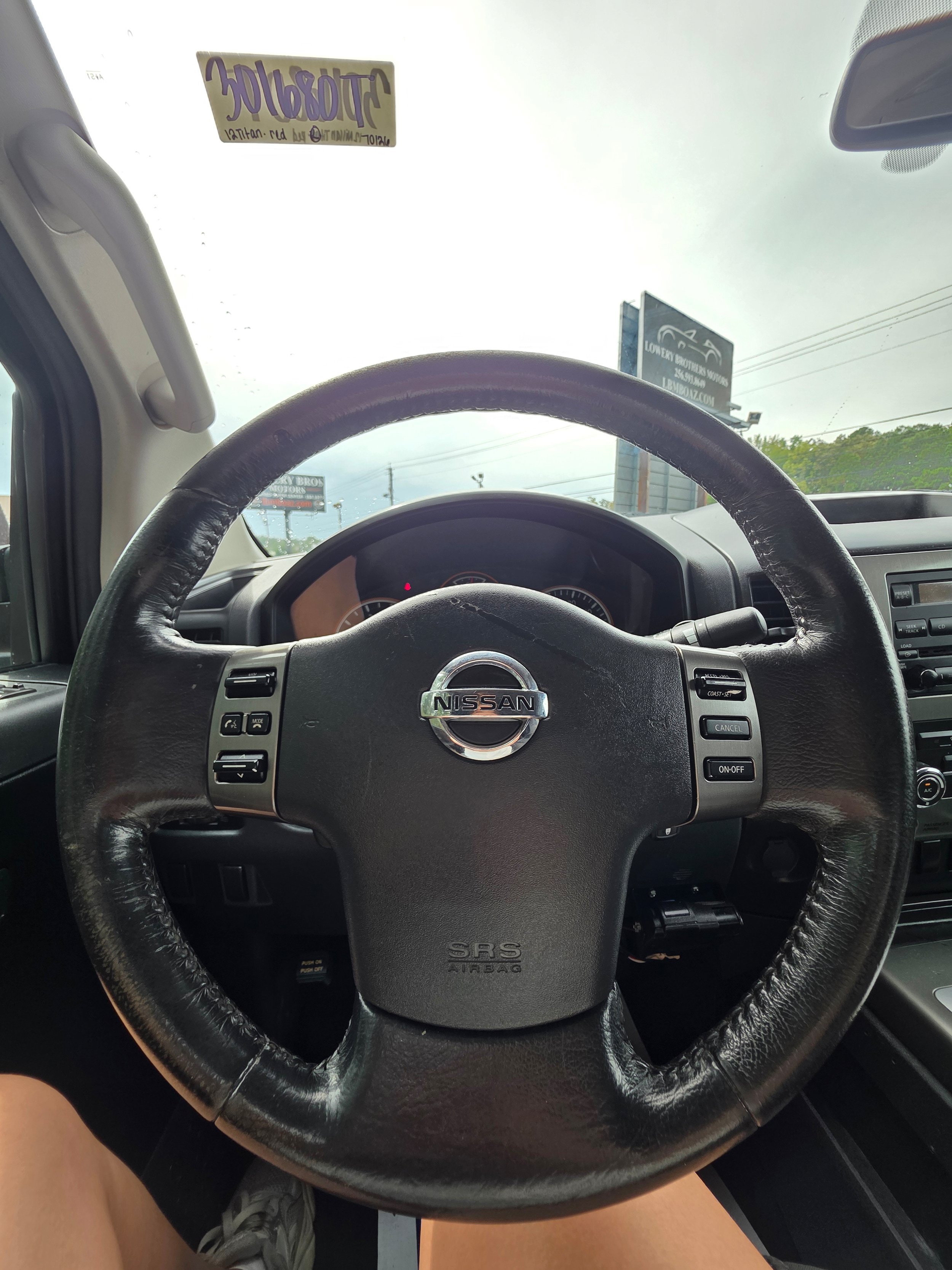 Used 2012 Nissan Titan SV w/ SV Value Truck Pkg AWD/4WD image 10