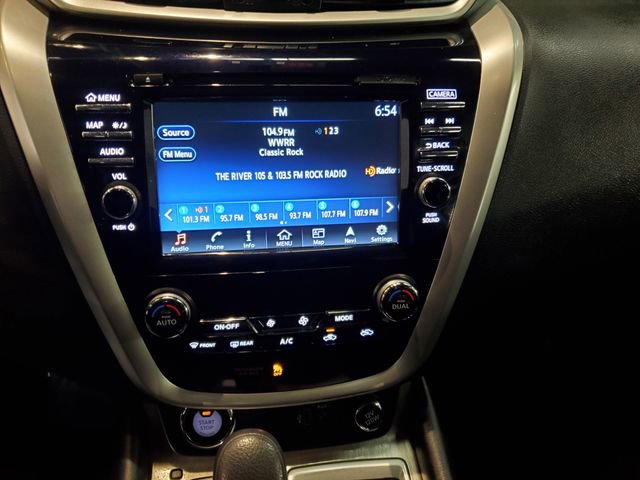 Used 2018 Nissan Murano S image 18