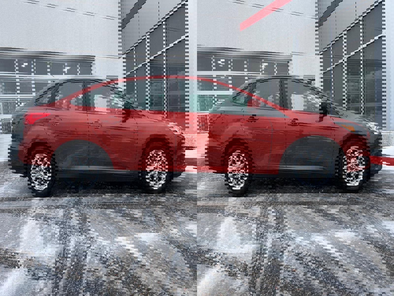 Used 2018 Ford Focus SE image 11