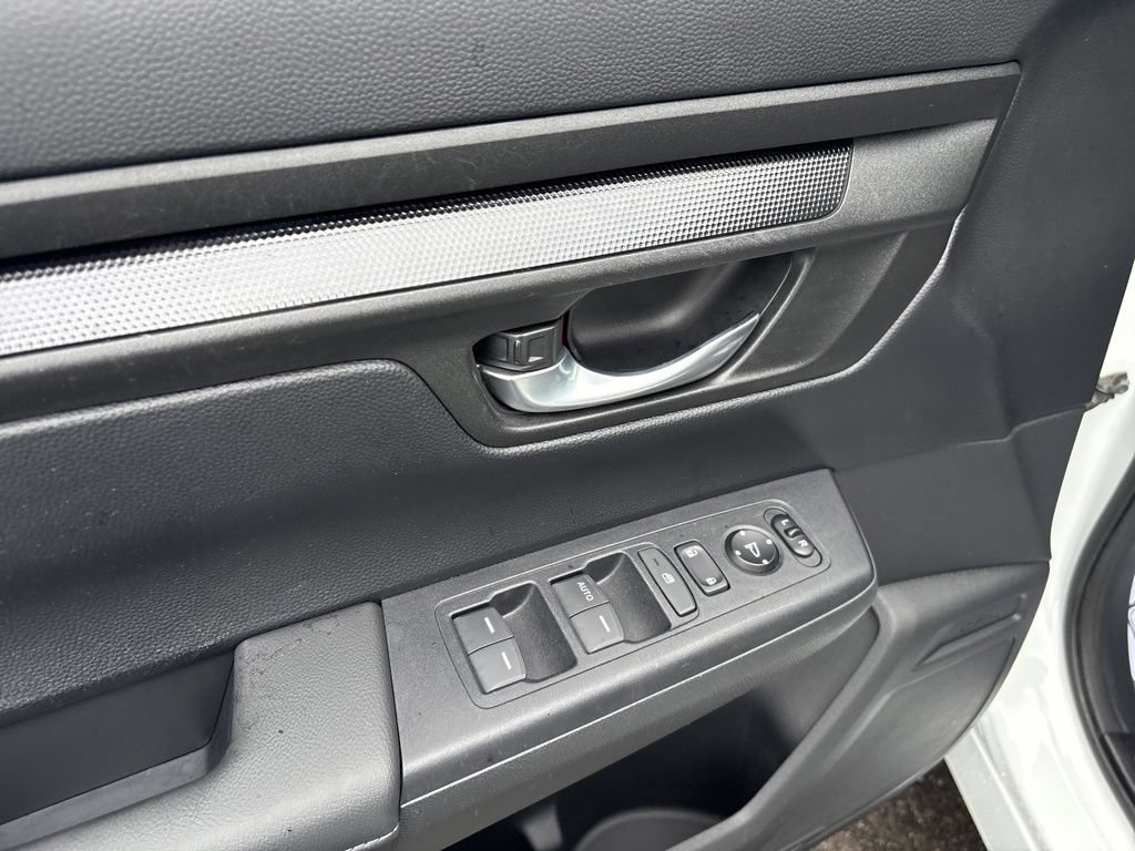 Used 2023 Honda CR-V LX image 15