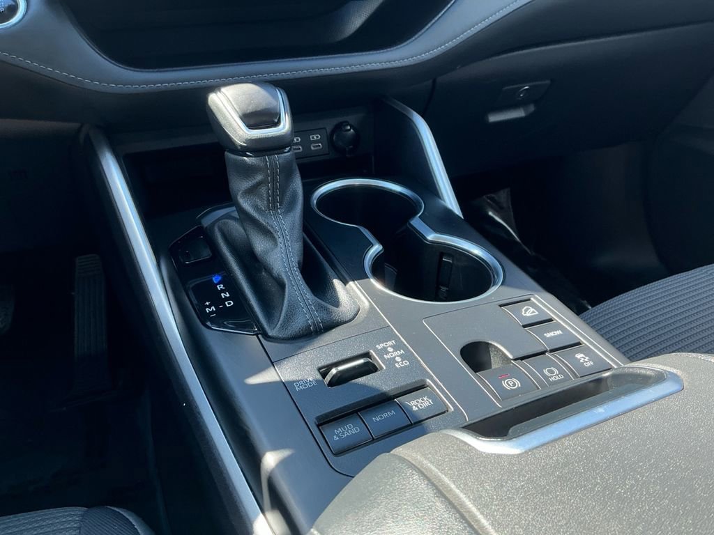 Certified 2024 Toyota Highlander LE image 13