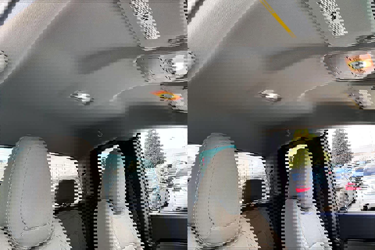 Used 2015 GMC Canyon SLE w/ SLE Convenience Package image 13