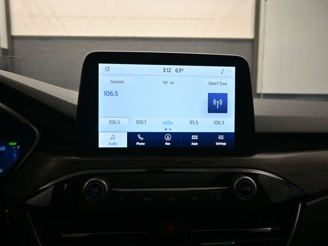 Used 2020 Ford Escape Titanium w/ Titanium Premium Package 2.0 image 18