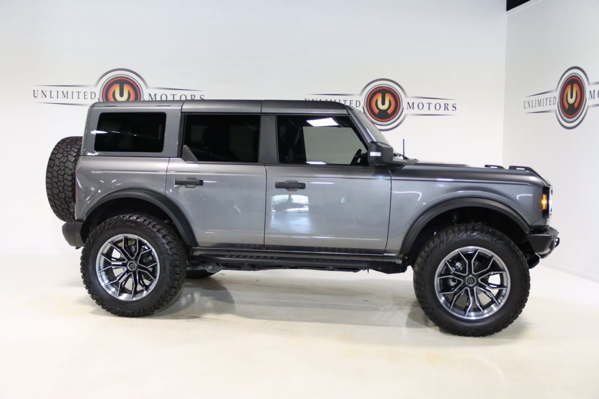 Used 2025 Ford Bronco Badlands AWD/4WD image 5