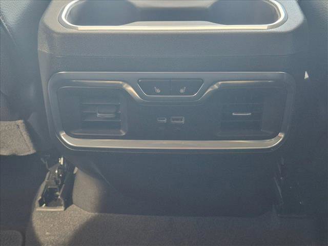 Used 2025 GMC Sierra 2500 Denali w/ Denali Reserve Package image 17