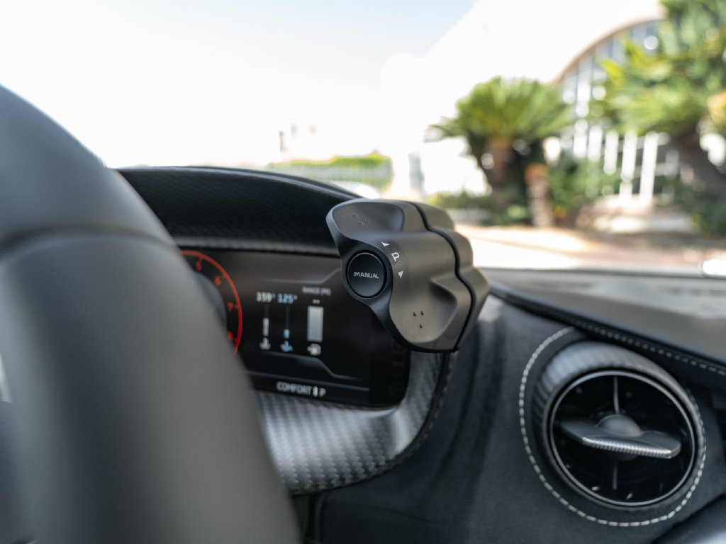New 2027 McLaren 750S RWD image 17