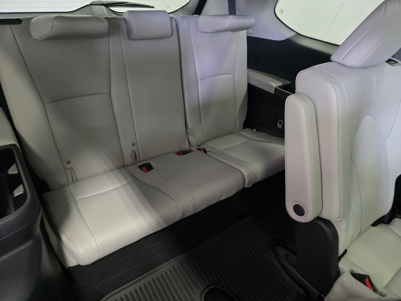 New 2026 Toyota Grand Highlander Limited AWD/4WD image 24