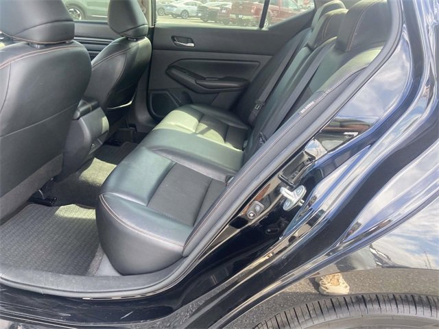 Used 2022 Nissan Altima 2.5 SR image 11