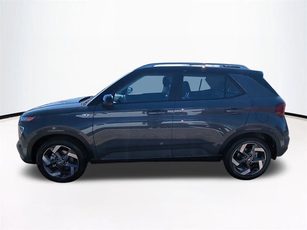 New 2026 Hyundai Venue SEL image 8