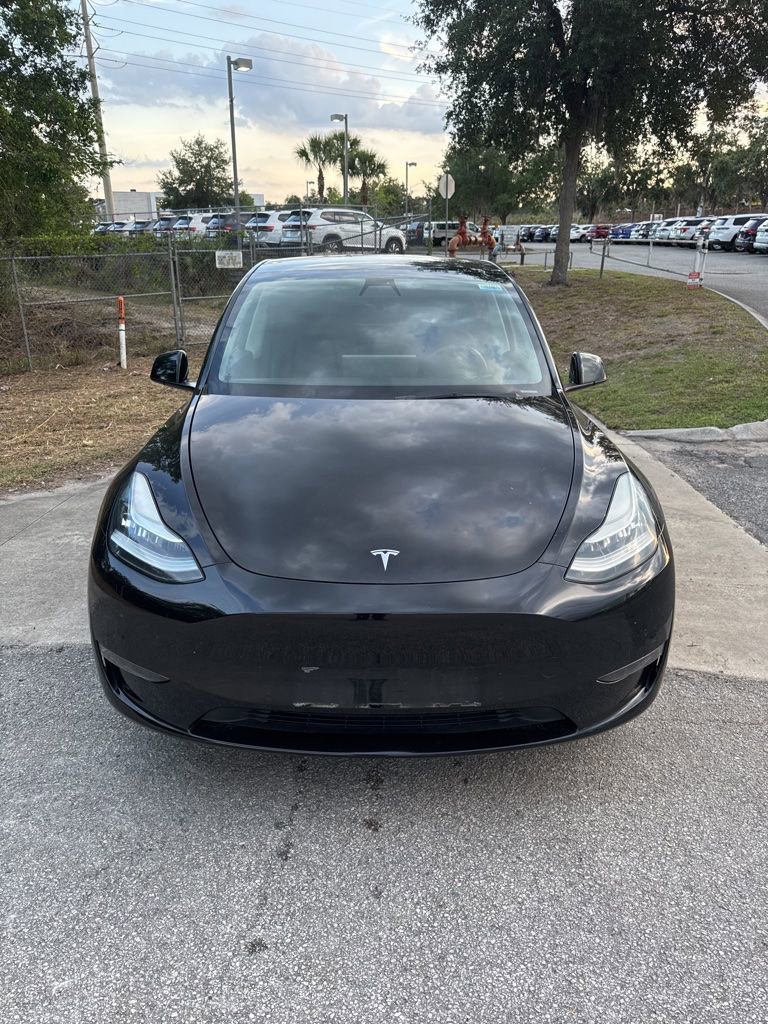 Used 2021 Tesla Model Y Long Range AWD/4WD image 3